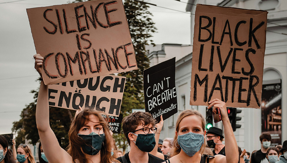 How political journalism shapes public perceptions of compromise and pragmatism