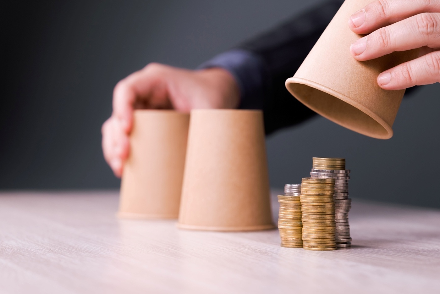 Cash funding financial games