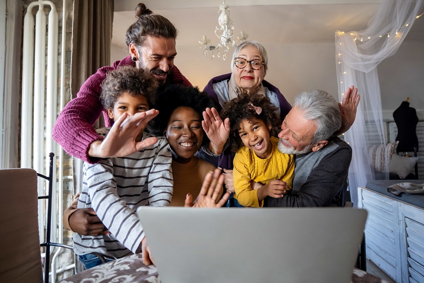 Online community connection