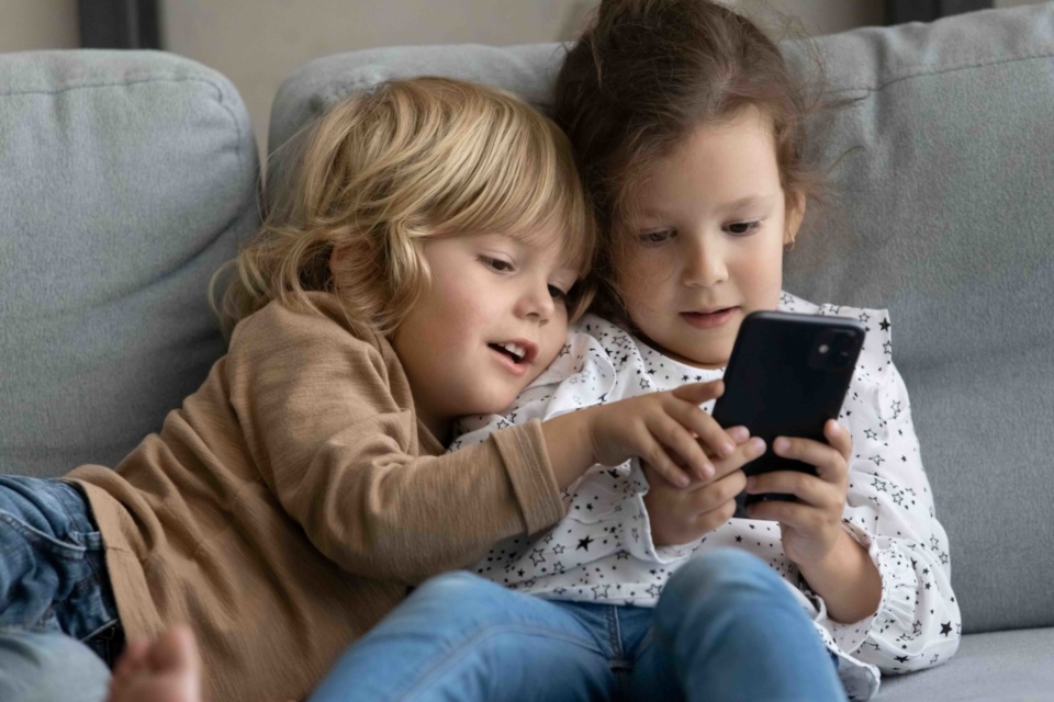 Helping parents to put their kids' mobile use on hold