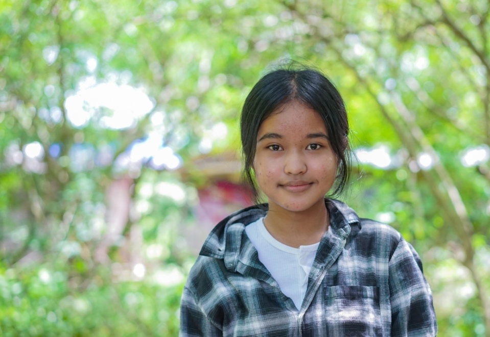 Phone a friend: Keeping Cambodian girls safe