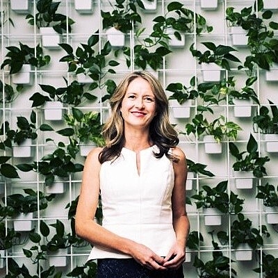 Associate Professor Melissa Edwards