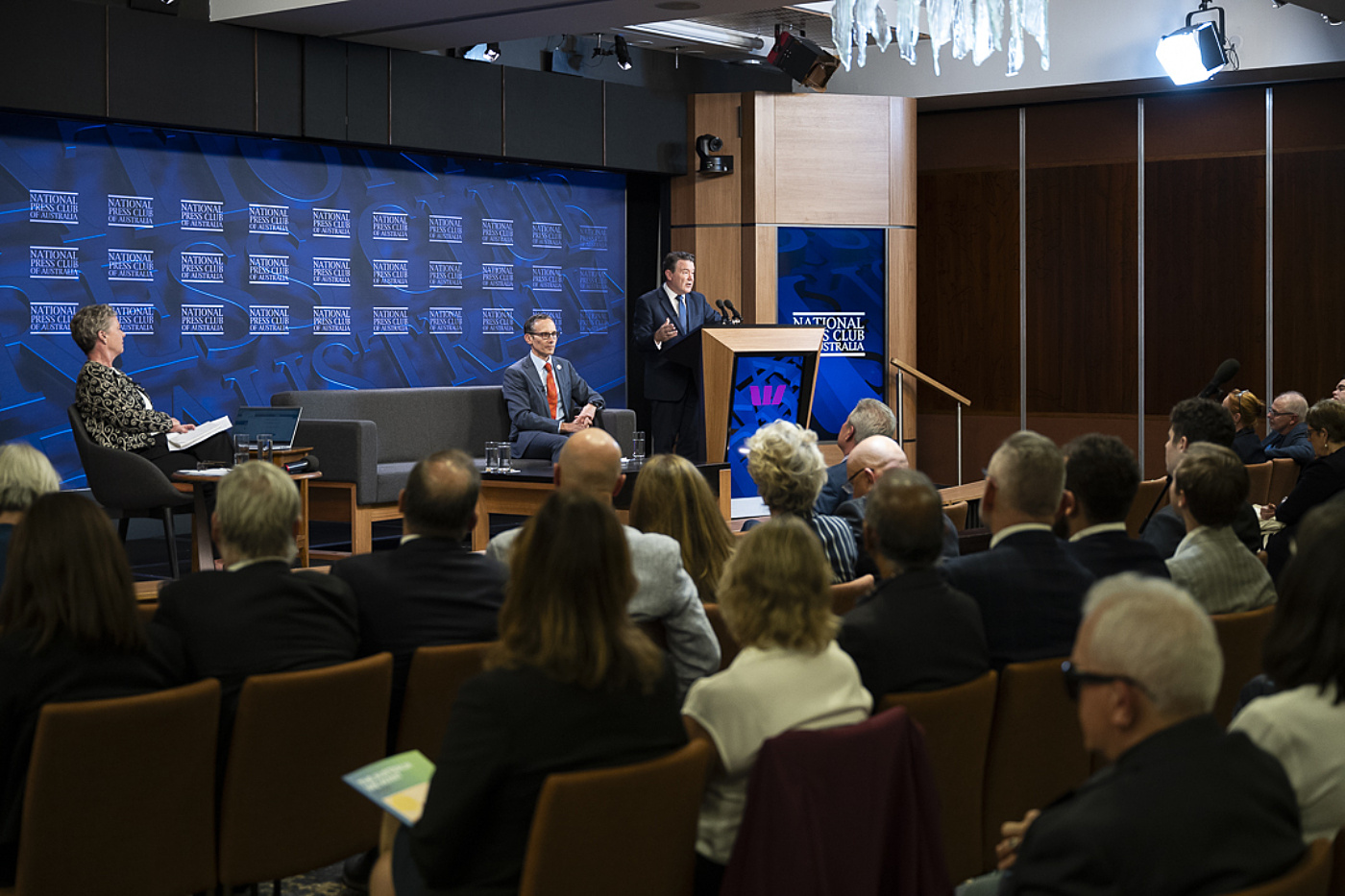 Leigh Andrew Smith Dean Instagram30