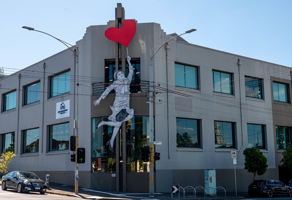 Want people to come into the office? How about offering a four-day week?