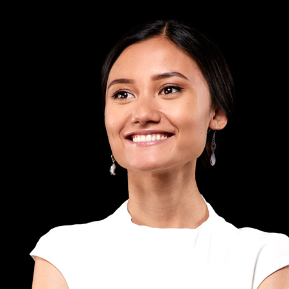 Yasmin Poole Headshot 1