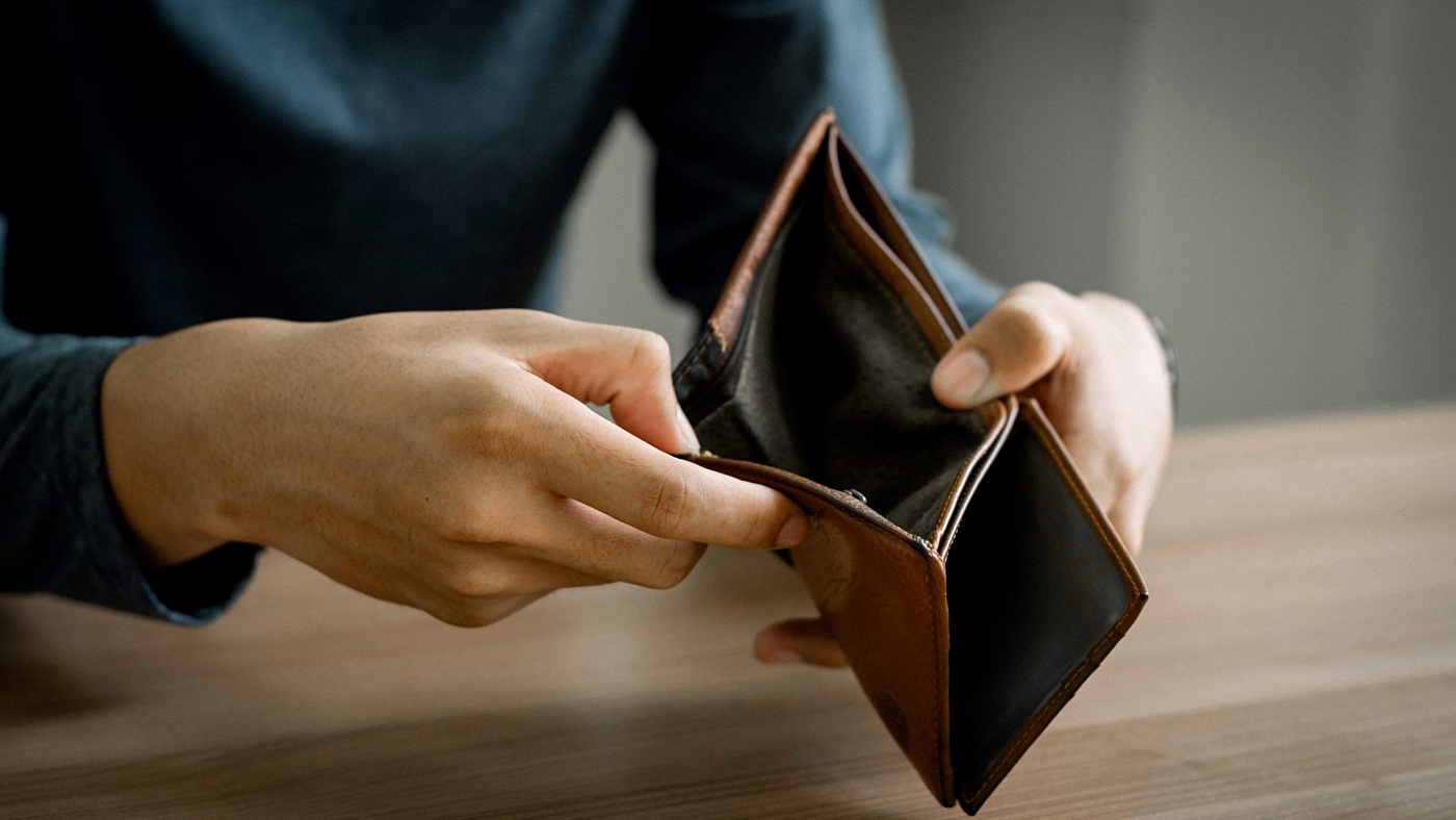 Income support recipient poverty poor
