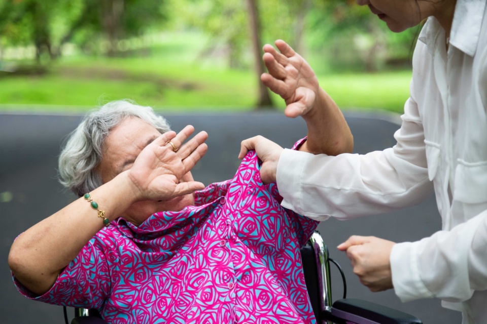 Older Australians reluctant to report abuse: study