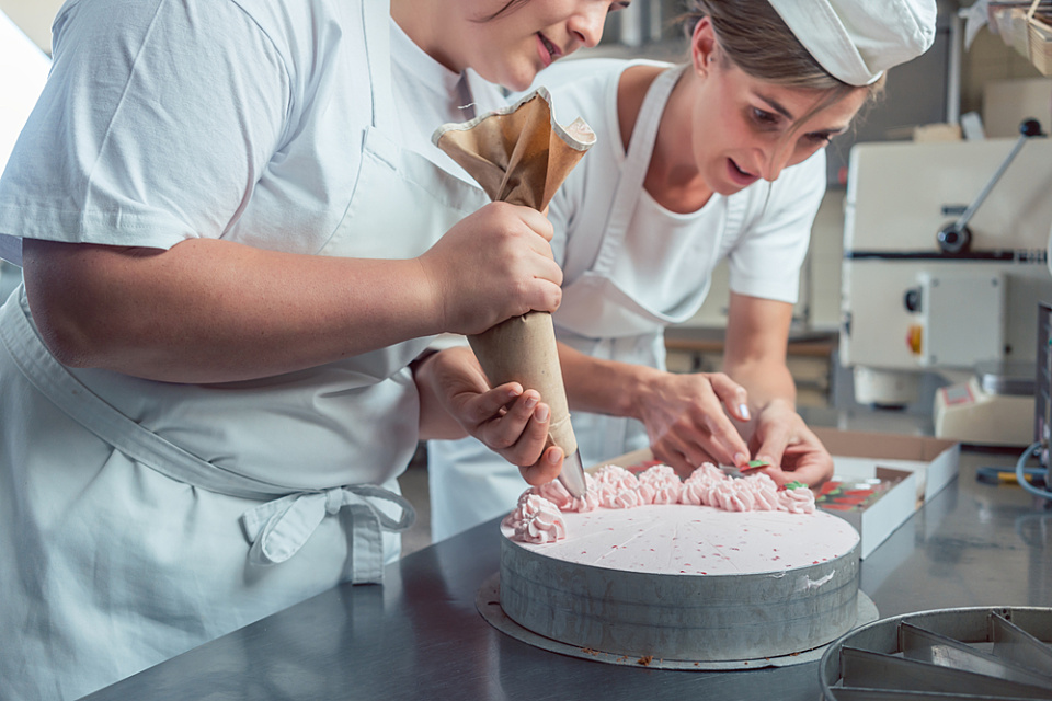 Cake decorating shutterstock 716361832