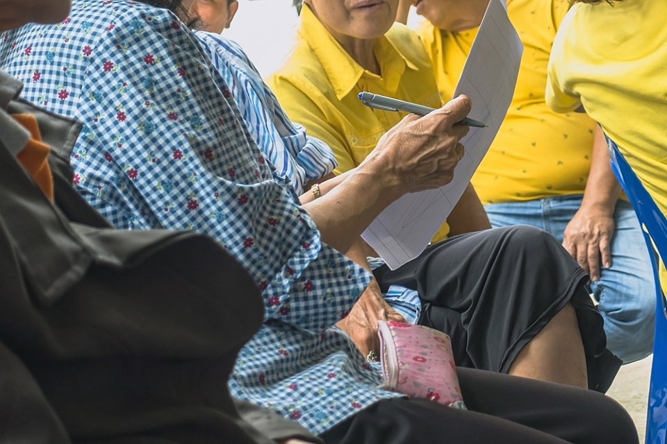 Meeting shutterstock 2223211979